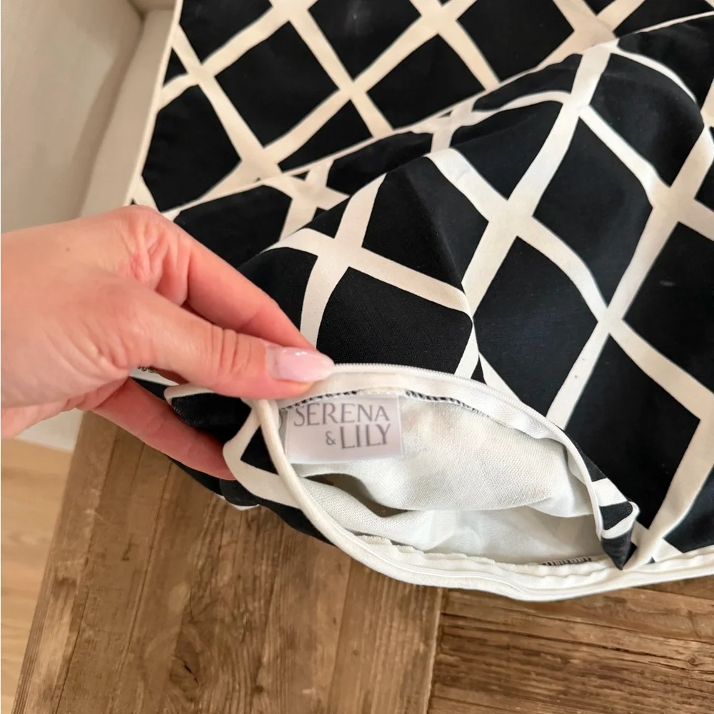 2 Serena and Lily Black & White Lattice pillow covers double sided